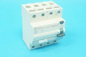 GE Vynckier 604306 DOJA425/030 residual current circuit breaker 4 poles 25A 30mA - Picture 1 of 4