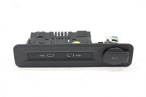 2019 - 2023 VOLKSWAGEN ATLAS CONSOLE BACK PANEL USB CHARGING PORT OEM 5NA035736 - Foto 1 di 20