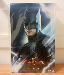 Hot Toys The Flash Batman MMS703 1/6 Scale Neu Versiegelt!!! - Bild 1 von 9