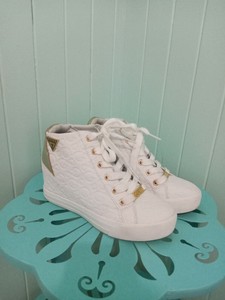 دكتورالاسنان سابقا ضع الكلمة المناسبة zapatillas guess cuña -  tropicanaetrade.com
