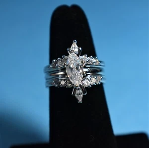 Silver Tone Marquise Ring with Jackets 3 pc Set by AVON - Size 6 - NEW - NO Box - Picture 1 of 9