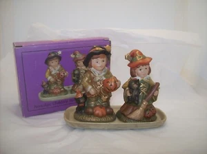 Halloween Nostalgic Children Salt & Pepper Shaker Set w/ Tray & Box Cat Pumpkins - Picture 1 of 4