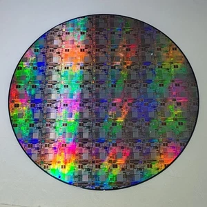 6-12" Silicon Wafers for ICs/CPUs - Semiconductor Grade CMOS Lithography - Picture 1 of 49