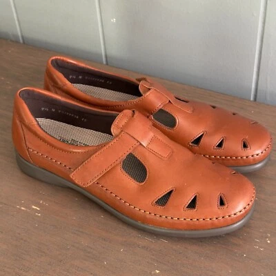 SAS Tripad Comfort T-Strap Shoes 9.5N Brown Leather Mary Jane Sandals USA - Image 1 of 4