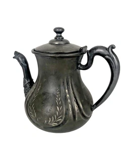 Silver Plated Tea Pot New England Co 865 Triple Plate Victorian Ornate Patina - Picture 1 of 8
