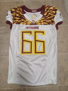 ๐ Youth football jersey "REDSKINS"#66 ๐ - Picture 1 of 3