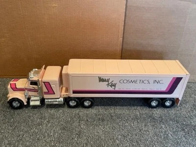 ERTL Peterbilt Mary Kay Cosmetics Semi & Trailer, Pink, Nice!, VGC!, 1/48 - Image 1 of 4