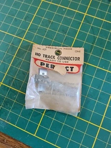 NEW PERFECT #421 HO SCALE TRACK CONNECTOR (NEW OLD STOCK) PARTS TRACK - Picture 1 of 1