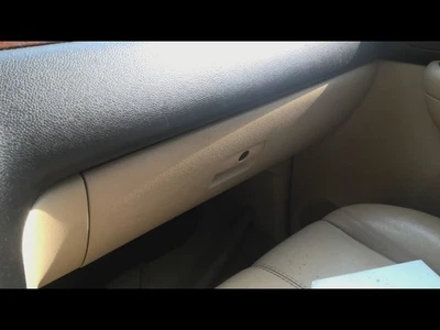 TAHOE     2007 Glove Box 26948 - Изображение 1 из 4