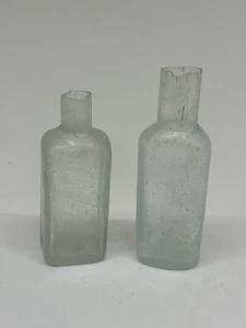 2 vintage Chinese Medicine Vials - Picture 1 of 3