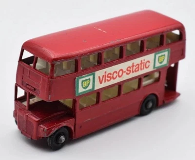 Matchbox Regular Wheels #5 Routemaster London Bus BP visco-statico Lesney... - Immagine 1 di 4