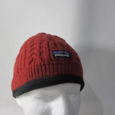 Gorro Patagonia para mujer rojo negro grueso tejido con cable forrado mezcla de lana al aire libre Foto 1 de 4