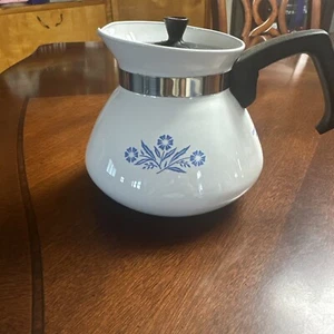 RARE Backstamp 1960s Vintage Corning Ware Blue Cornflower 6 Cup Teapot with lid! - Picture 1 of 6