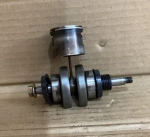 Echo CS-306 Chainsaw P021007232 CRANKSHAFT ASSY - Picture 1 of 3