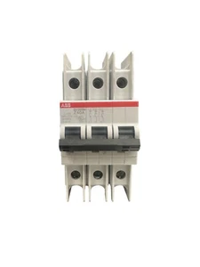 Mini interruptor ABB SU203M-Z40, 3 polos, 40 amperios, 480 años/277 V - Imagen 1 de 6