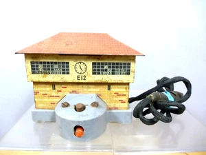 MARKLIN No.E12 SIGNAL BOX TRANSFORMER / CONTROLLER ( FOR REPAIR OR SPARES ) - Picture 1 of 10