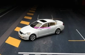 Model1 1:64 bianco GS300 berlina di lusso modello sportivo auto pressofusa metallo - Foto 1 di 11