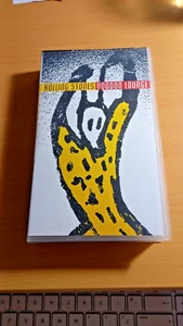 The Rolling Stones - Voodoo Lounge - 17 Tracks - PAL VHS Video Tape (H31) - Picture 1 of 3