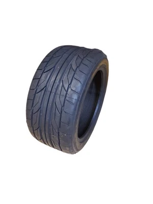 NITTO NT555 G2 BSW P 275 40 17 102W XL UHP TIRE 211320 Foto 1 de 4