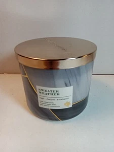 Brand New Bath & Body Works SWEATER WEATHER Candle 3 - Wick 14.5 oz - Picture 1 of 10