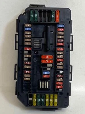 Caja de conexiones relé de fusibles de distribución de energía 922487904 para BMW 328I 2012-2016 Foto 1 de 4