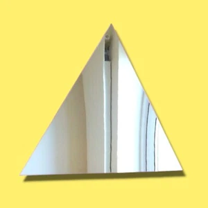 Specchi Acrilici A Forma Di Triangolo - Varie Dimensioni - Picture 1 of 1