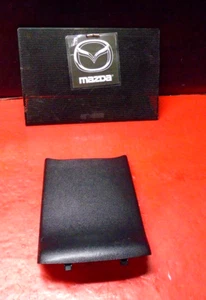 04 05 06 MAZDA3 MAZDA 3 REPOSABRAZOS CONSOLA CUBIERTA TRASERA MOLDURA NEGRA FABRICANTE DE EQUIPOS ORIGINALES - Imagen 1 de 3