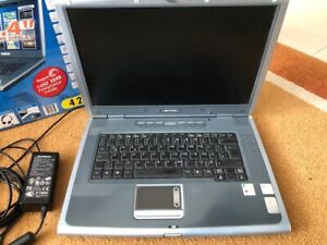 Medion MD 95400  WIM 2050 Notebook mit Windows XP Seagate 100GB HD DDR SODIMM ..