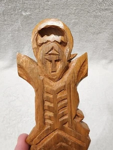 Crucifijo tallado vintage Corpus Christ cruz 19-20 arte popular de barril de vino - Imagen 1 de 24