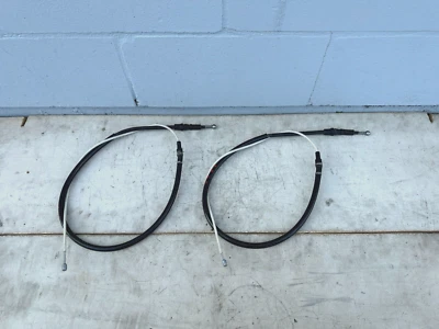 Cables de freno de estacionamiento trasero izquierdo y derecho VW Volkswagen EOS 2007-2016 FABRICANTE DE EQUIPOS ORIGINALES Foto 1 de 4