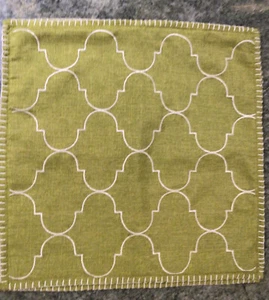 LINEN PILLOW COVERS - CHARTREUSE/ WHITE - 18" BOLD WHIPSTITCHING (SET/2) EUC - Picture 1 of 5
