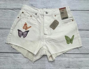 Levi's High Rise Cream Butterfly 501 Shorts Women Size 27 - Picture 1 of 2