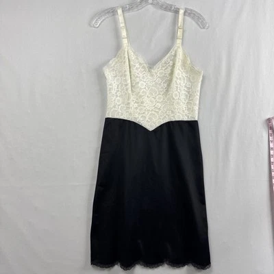 Винтажный Vanity Fair белый кружева черный нейлон скольжения платье белье размер 32 маленький США - Изображение 1 из 4