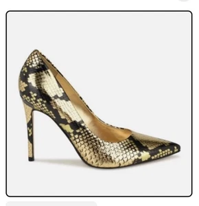 NWOB NINE WEST Fresh Pointy Toe Stiletto Snake Gold Black Pumps Womens Size 12M - Picture 1 of 13