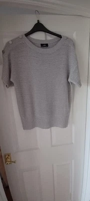 BNWT grey short sleeved jumper - Image 1 of 4