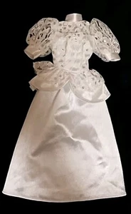 Vintage Barbie Wedding Dress - Picture 1 of 14