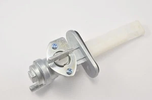 For Kawasaki Fuel Petcock Assy KLR250 KL250 A1-A5 C1-C2 KE175 D2-D5 KE100 KS125s - Picture 1 of 3