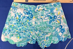 Lilly Pulitzer scalloped shorts size 0 The Buttercup short -cruise Wear Blue - Picture 1 of 12