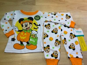 Neu Baby Junge/Kleinkind Disney Halloween PJ Set Mickey als Kürbis — LEUCHTET und dunkel* - Bild 1 von 2