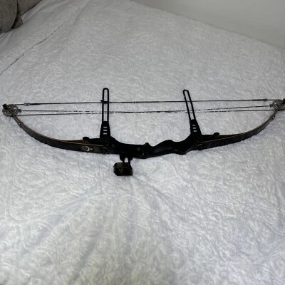 Ben Pearson Pro Staff 2600 Compound Bow. - Image 1 of 4