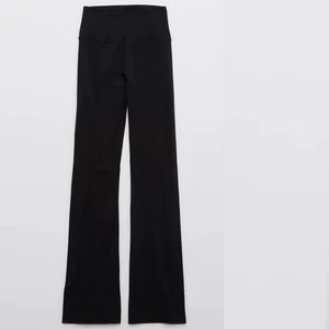 Neu OFFLINE Aerie OG High Waist Super Flare Legging Schwarz Größe Small Short - Bild 1 von 10