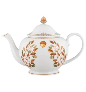 Bordallo Pinheiro Gudrun Tea Pot by Claudia Schiffer Porugal - Picture 1 of 3