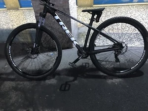 Trek Marlin 5 ruote 29” (2022) - Foto 1 di 6