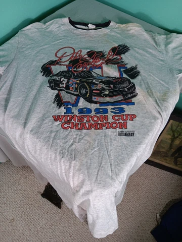 Vintage 1993 Dale Earnhardt Winston Cup Champion T Shirt Cover