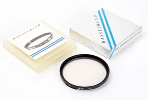 Hasselblad Filter B70 B70 1x CR 1.5 -0 Light Balance 51357 Boxed No.0475 - Picture 1 of 3