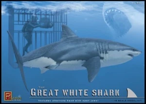 Pegasus Hobbies 1/18 The Great White Shark w/Cage and Diver (w/2 Heads) - Picture 1 of 1