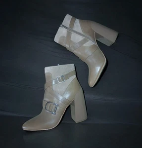 Vince Camuto Hebilla Tacón Bloque Botín Botín Erillie Talla 8.5 Cuero Gamuza - Imagen 1 de 8