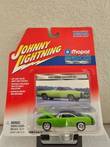 Johnny Lightning Mopar Muscle 1969 Dodge Charger R/T Green F54 - Picture 1 of 1