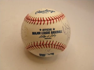 2009 Pittsburgh Pirates TEAM SIGNED BASEBALL 21 Autogramme - Bild 1 von 12