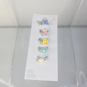 Claire’s Fuzzy Pascua Primavera Animal Anillo Set 5 Pack Pastel Floral Conejito Niñas - Imagen 1 de 2